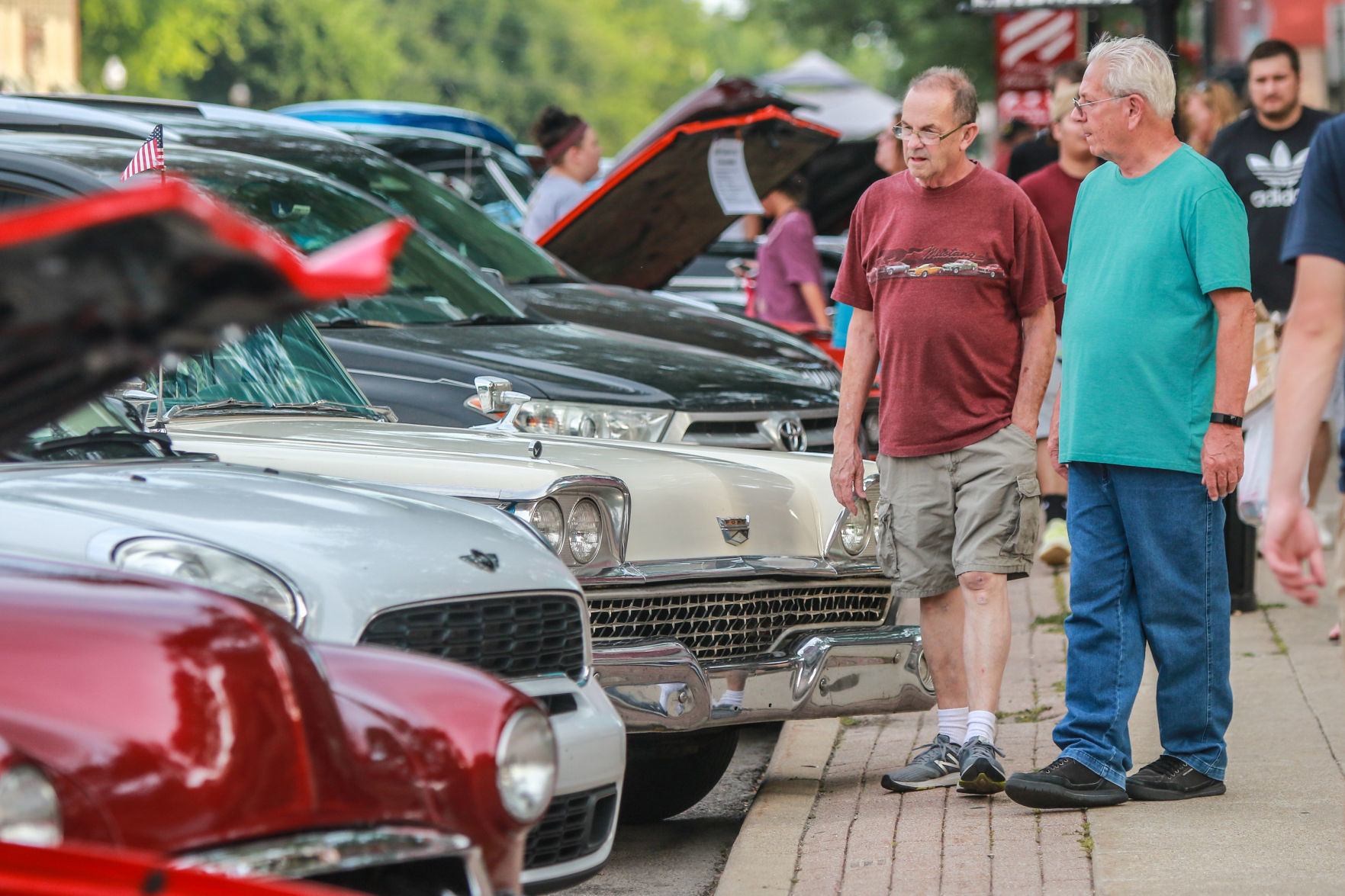 Crown Point Car Cruise
